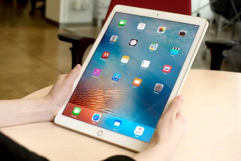 Apple'ın tedarik zinciri 10.5 inç iPad Pro iddialarını doğruluyor.
