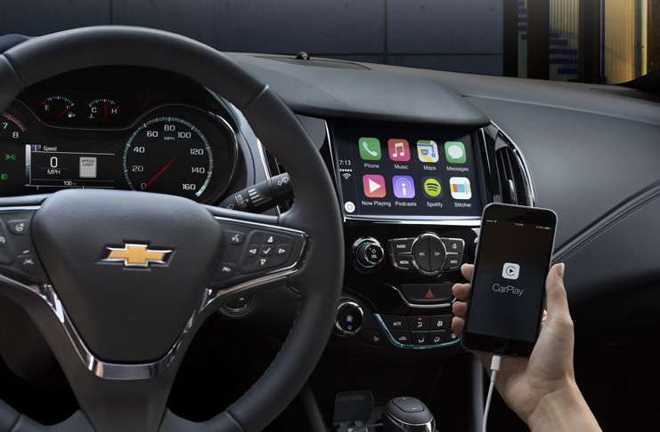 Apple bugün web sitesindeki CarPlay araçlarının listesini güncelledi