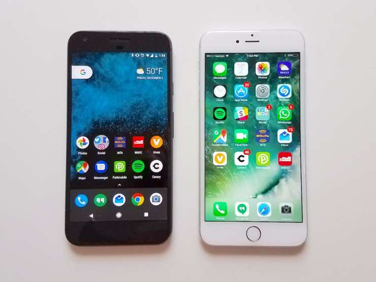 Google Pixel ile iPhone telefon karşılaştırması, aradaki farklar.