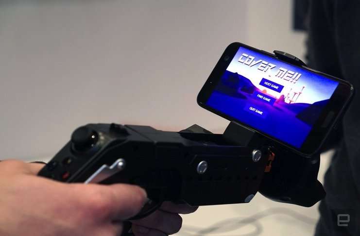 HTC Vive : Kablosuz VR adaptörü ve obje izcisi