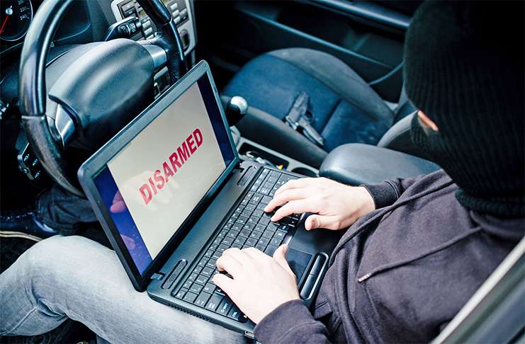 Uygulamayı hackle, bedava arabayı kap