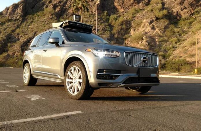 Uber’in işlettiği sürücüsüz bir araç
