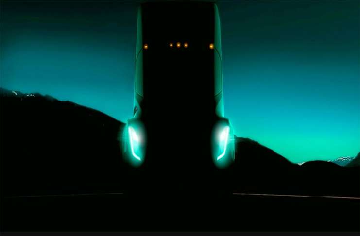 Tesla’nın 2016’dan bu yana üzerinde çalıştığı elektrikli yarı-kamyon