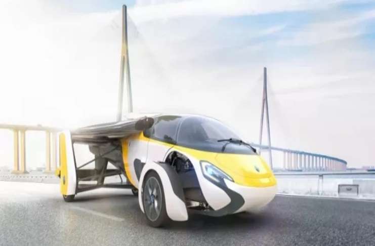 Slovakya’lı uçan araba firması AeroMobil