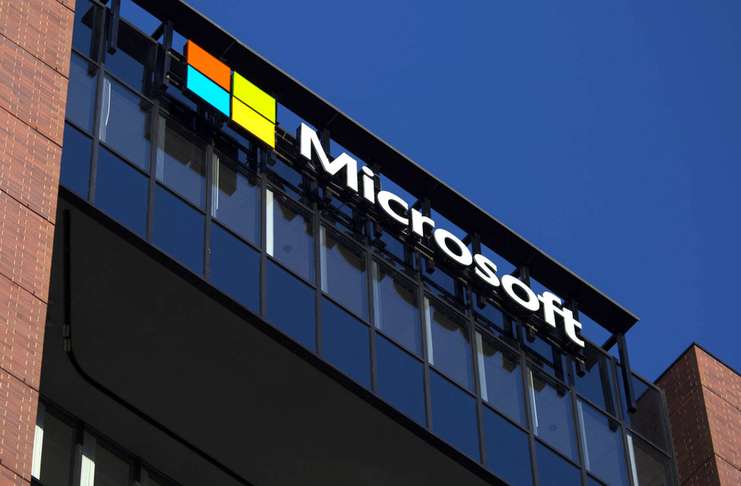 Microsoft’u hackleyen iki kişiyi tutukladılar