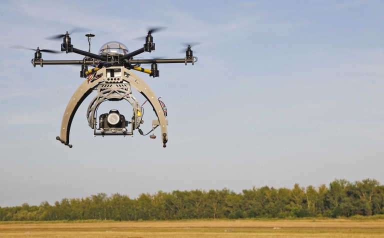 internete bağlı dronelara