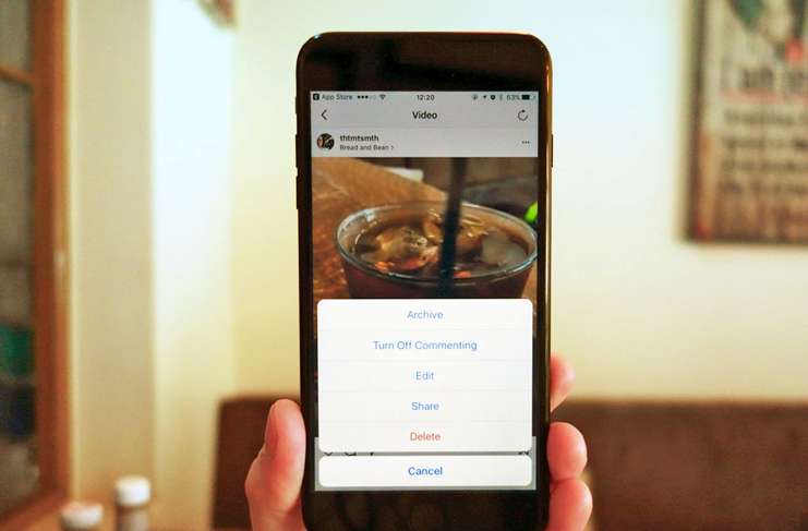 Instagram, profilinizde görmek istemediğiniz ama kaldırmaya da kıyamadığınız fotoğraflarınızı silmek yerine onları saklamanıza yardım ediyor