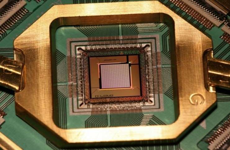 dünyanın ilk quantum bilgisayar işlemcili bilgisayarını