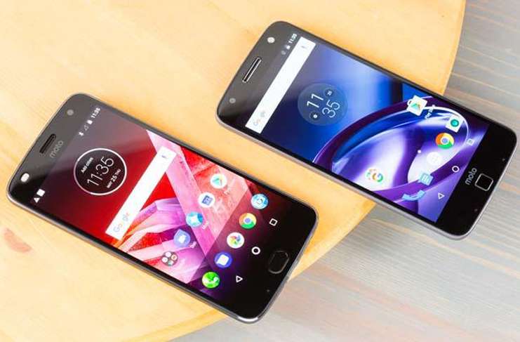 Moto Z2 Play , yüzde 20 oranında küçülmüş pil kapasitesiyle karşımıza çıkıyor