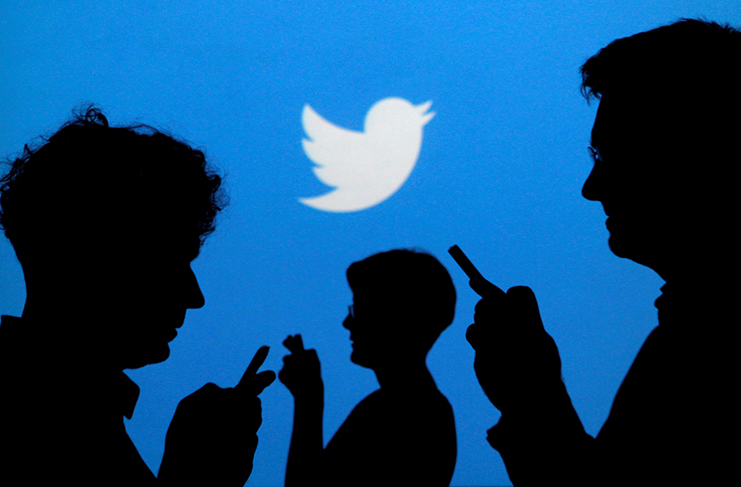 Twitter kullanıcılarının sahte ya da zararlı bilgi içeren tweet’leri işaretleyen bir özelliğin prototipi üzerinde çalışıyor
