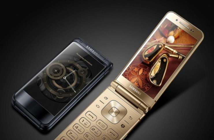 Samsung’un yeni kapaklı telefonu: W2018