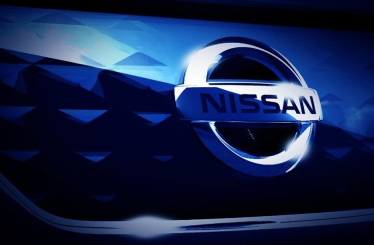 Nissan, yeni çıkacak olan elektrikli otomobili Leaf’i yavaş yavaş göstermeye başladı ve yaz boyunca göstermeye devam edecek